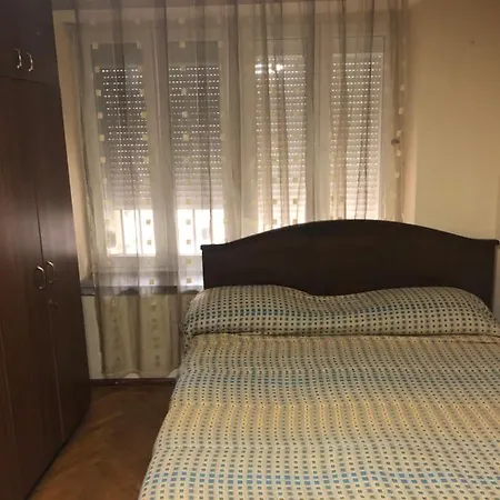 Mea דירה שקודר